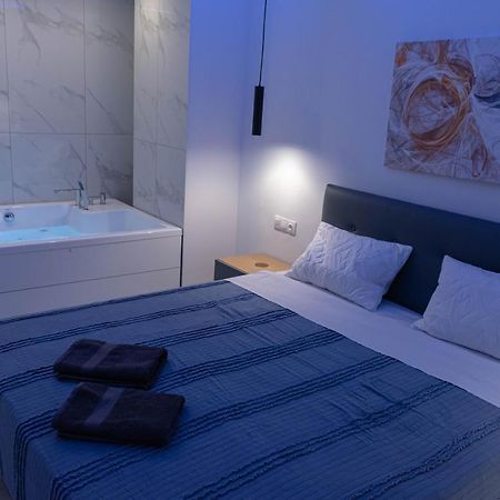 Athens Jacuzzi Apartment Eksteriør billede